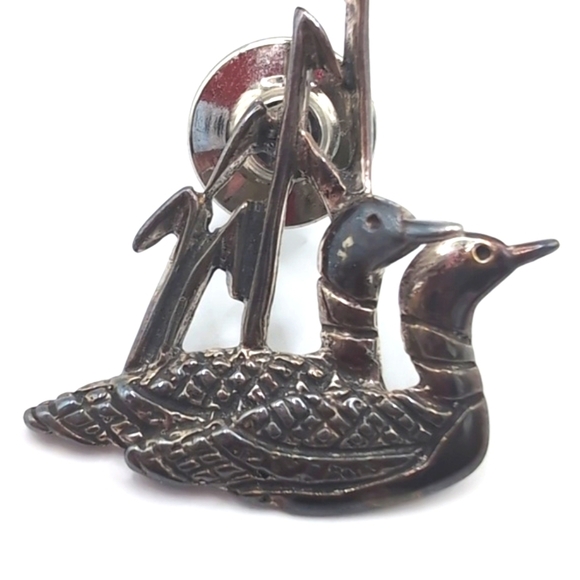 Vintage Sterling Silver Lapel Pin Brooch - Ducks Swimming In Grasses - Picture 4 of 4